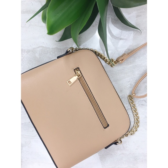 Handbags - Vegan leather tan crossbody purse